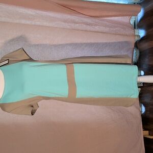 Vertigo Green and Tan Colorblock Short-Sleeve Women's Sheath Dress